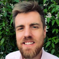 Michael Gray Cyfarwyddwr Gwasanaethau Cymdeithasol a Thai